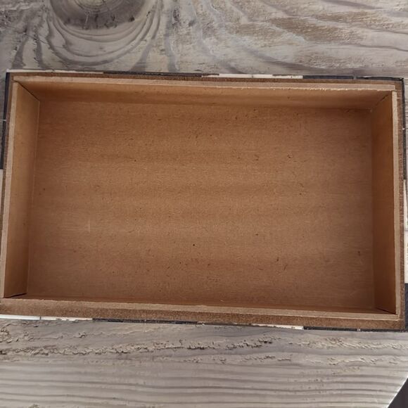 Bone Inlay Valet Box | Handmade Geometric Storage for Desk or Dresse - Picture 6 of 7